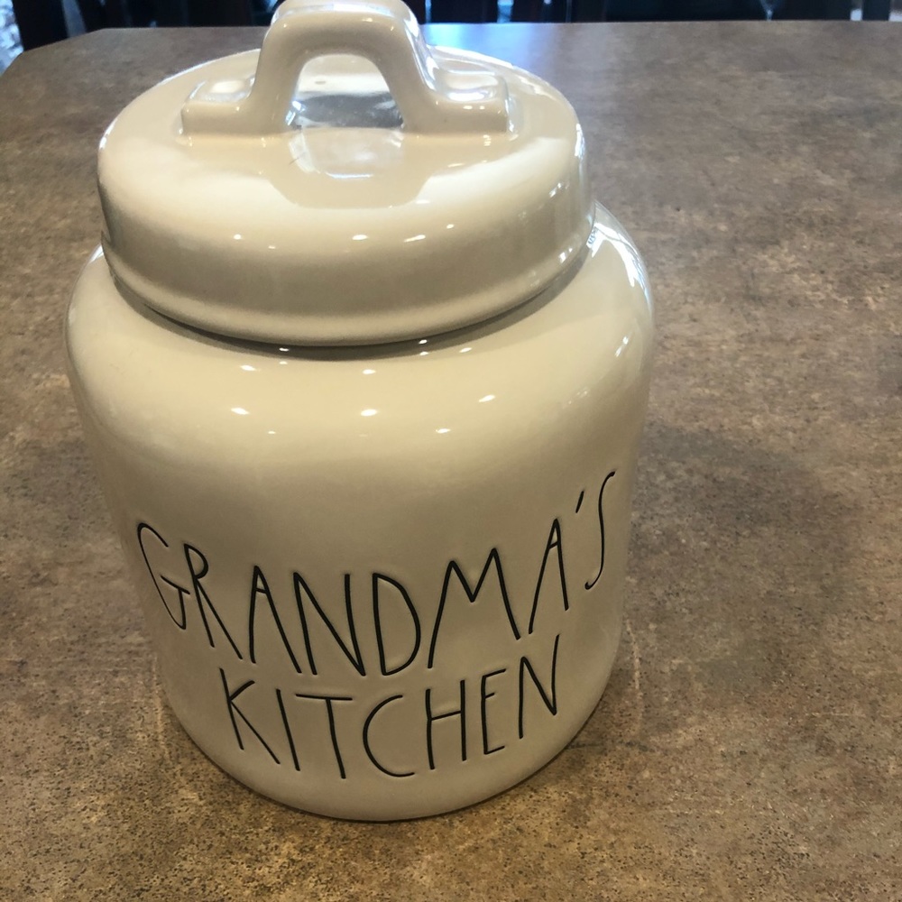 Rae Dunn Grandmas kitchen canister 8"